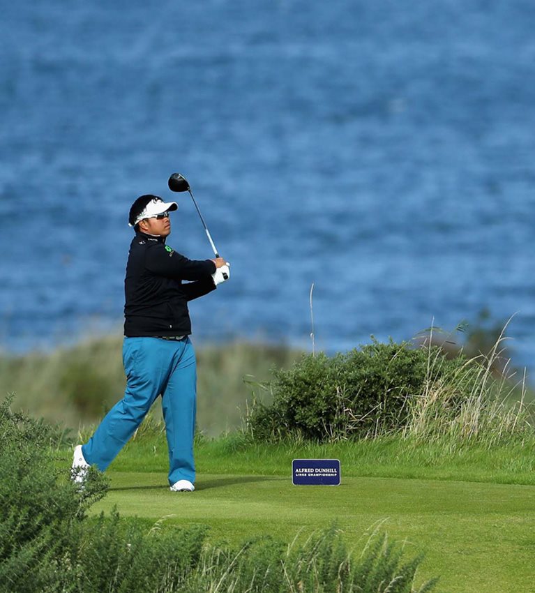 Birdies galore as Thai star takes early lead