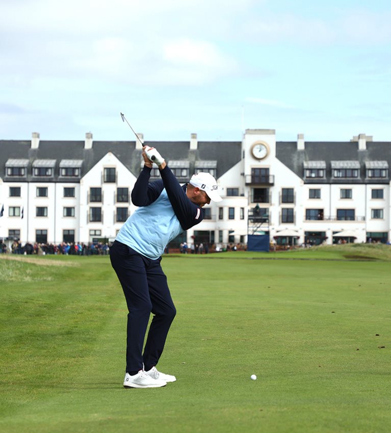 Southgate sets the pace as early leader in the clubhouse