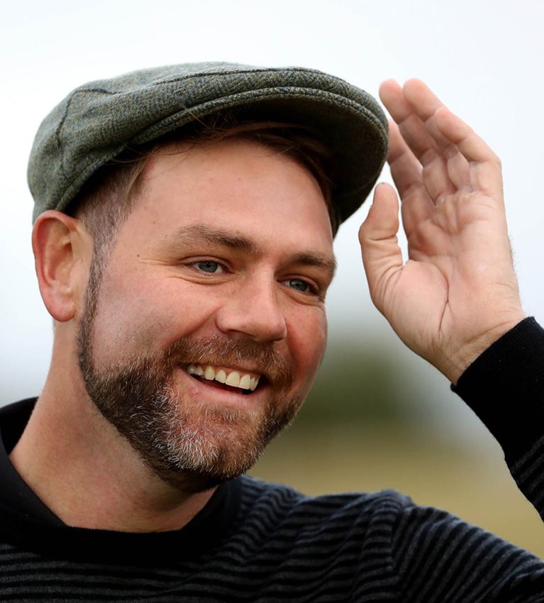 Rock on! Delighted McFadden on 8-Under