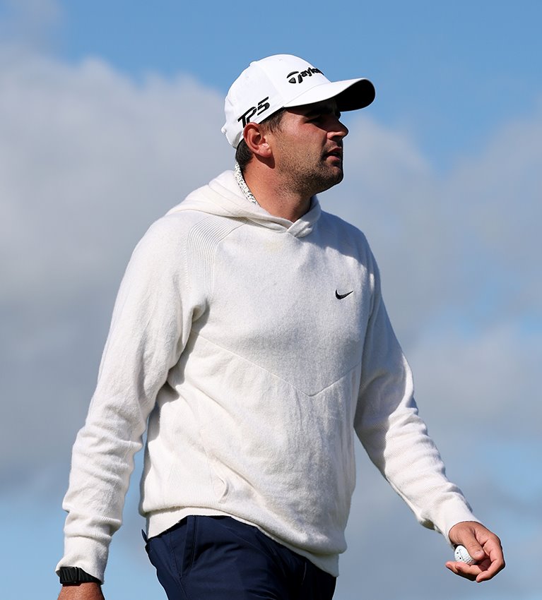 Casey Jarvis opens up two shot lead ahead of final day at the Dunhill